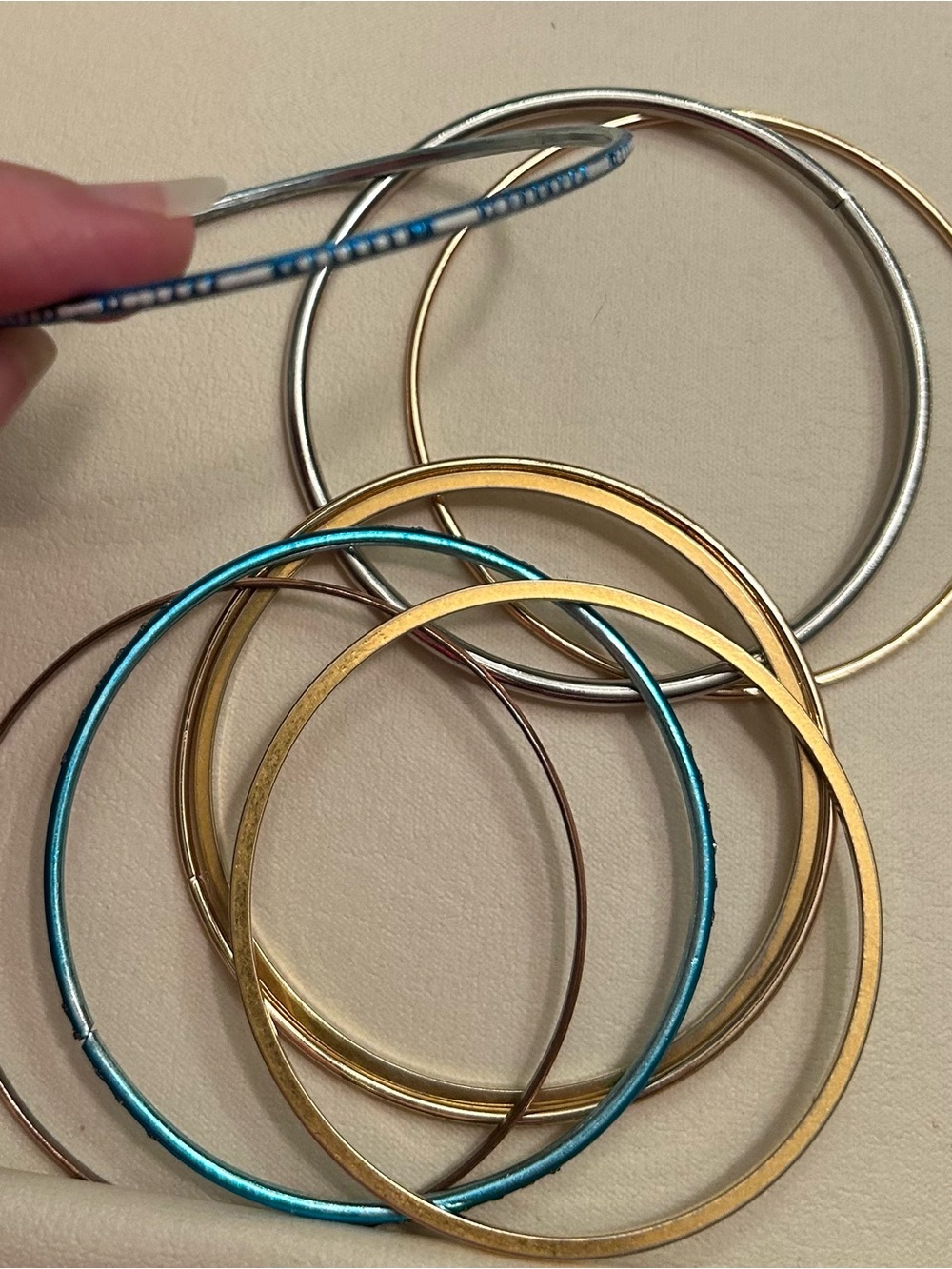 8 Stylish Mixed-Metal Bangle Set - Blue, Gold & Silver